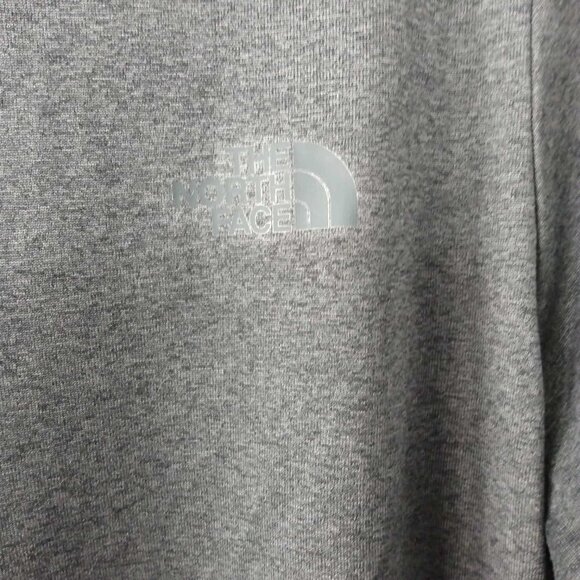 Northface Long Sleeve Shirt with Hood - Picture 7 of 9